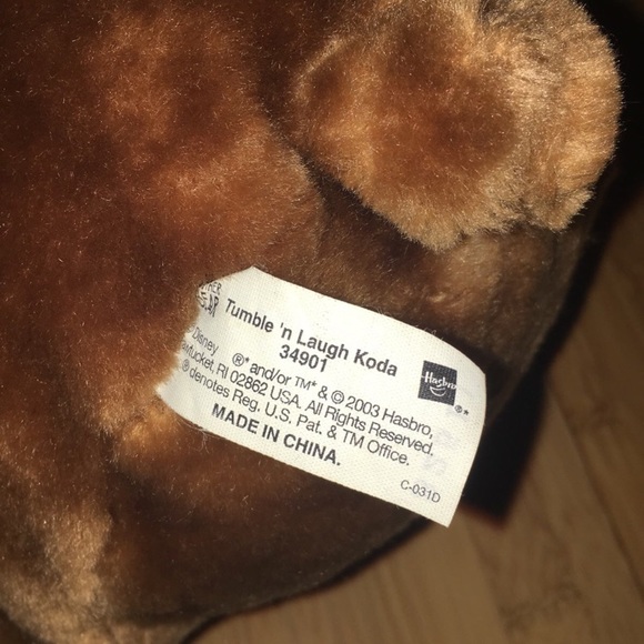 Disney Brother Bear Tumble and Laugh Koda Talking Plush - Picture 5 of 5